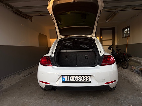 Volkswagen Beetle 7 of 8
