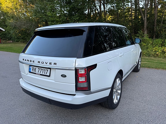Land Rover Range Rover 8 of 30