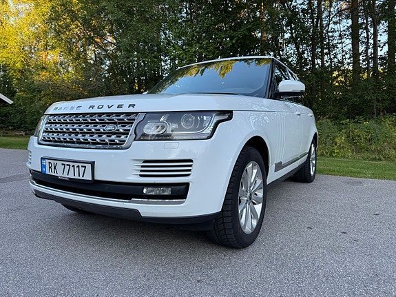 Land Rover Range Rover 15 of 30