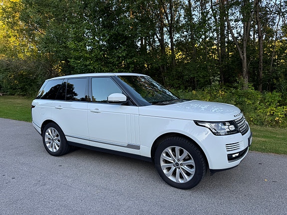 Land Rover Range Rover 11 of 30