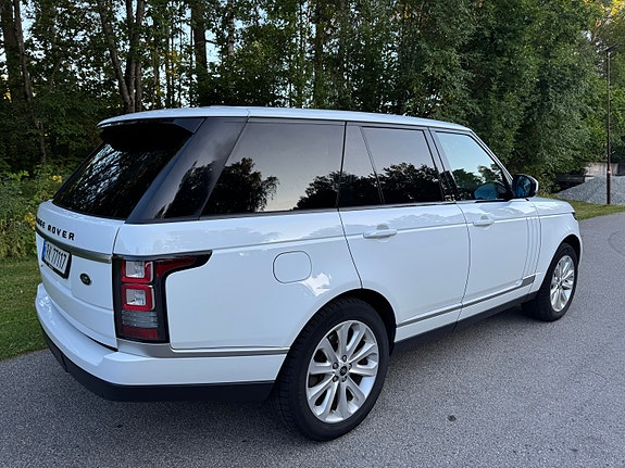 Land Rover Range Rover 9 of 30