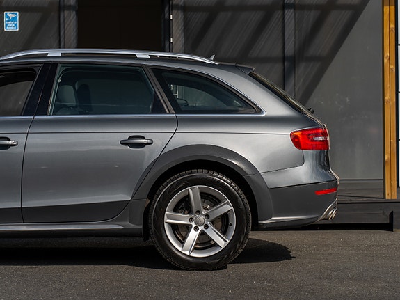 Audi A4 allroad 12 of 30