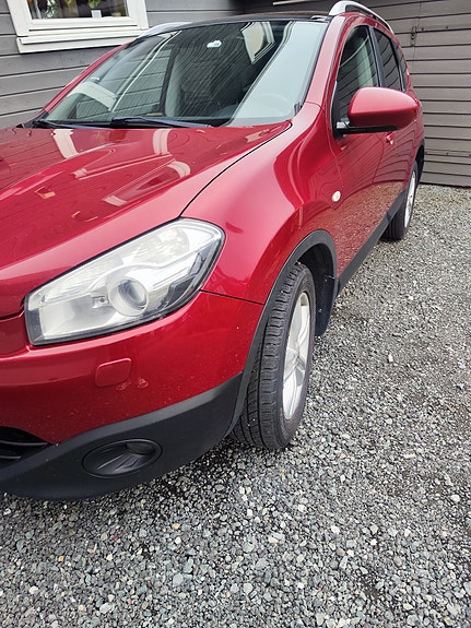 Nissan Qashqai+2 2 of 16