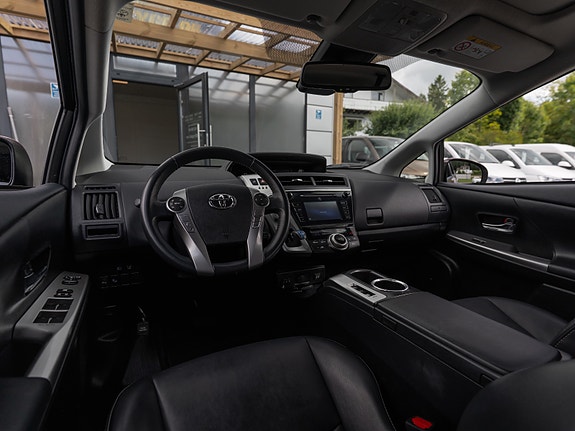 Toyota Prius+ Seven 19 of 30