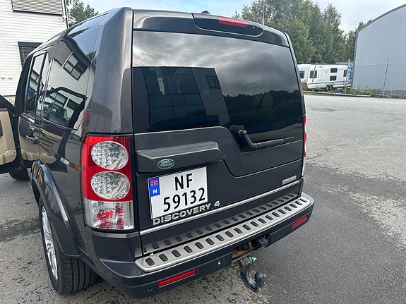Land Rover Discovery 4 6 of 26