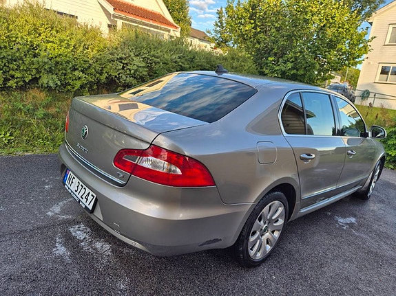 Skoda Superb 6 of 10