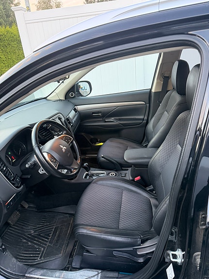Mitsubishi Outlander 11 of 13