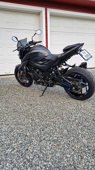 Suzuki GSX-S 750 4 of 14