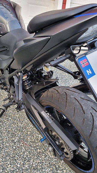 Suzuki GSX-S 750 10 of 14