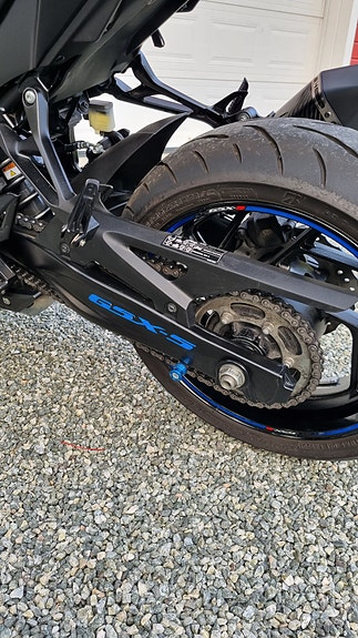 Suzuki GSX-S 750 7 of 14