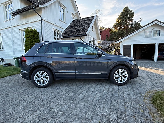 Volkswagen Tiguan 5 of 12