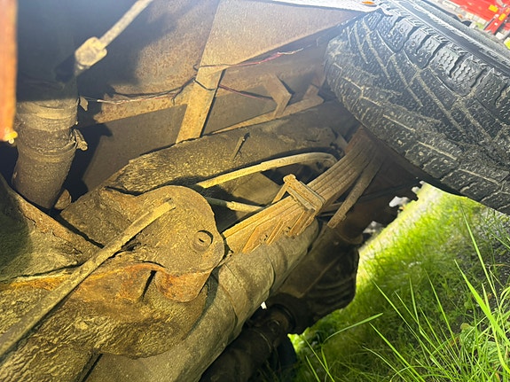 Chevrolet K2500 17 of 28
