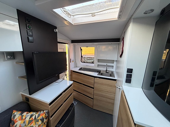 Adria Action 361LH 5 of 15