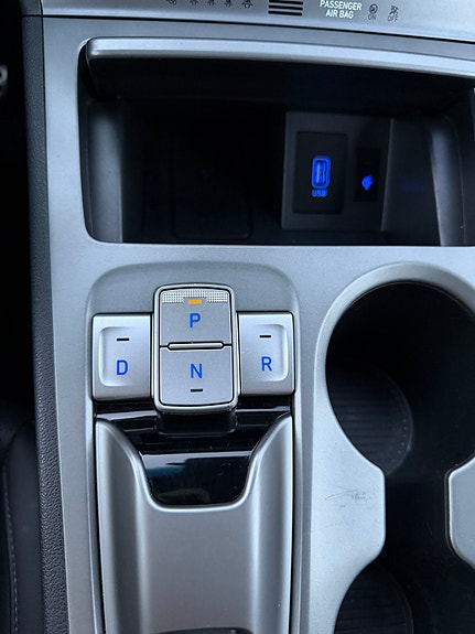 Hyundai Kona 24 of 26