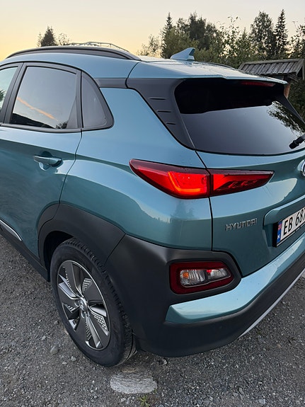 Hyundai Kona 10 of 26