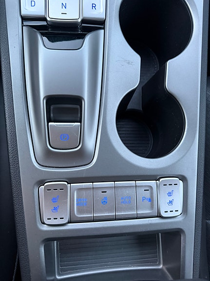 Hyundai Kona 25 of 26