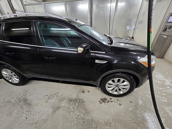 Ford Kuga 2 of 8
