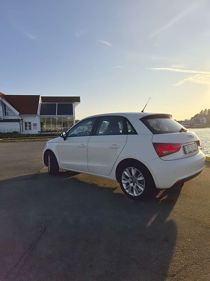 Audi A1 4 of 18