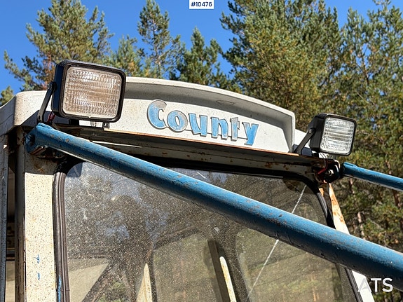 County 944 traktor – turbo / Igland 5000 vinsj. 20 of 27