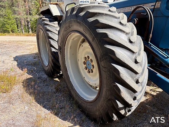 County 944 traktor – turbo / Igland 5000 vinsj. 25 of 27