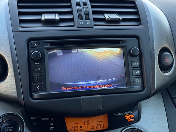 Toyota RAV4 28 of 30