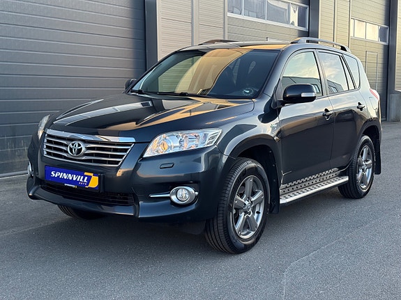 Toyota RAV4 7 of 30