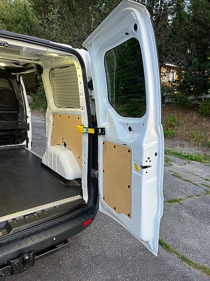 Ford Transit Custom 7 of 25