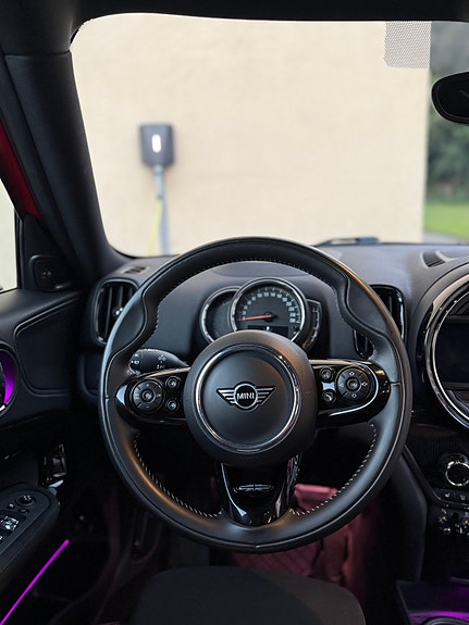 MINI Countryman Cooper SE 7 of 28