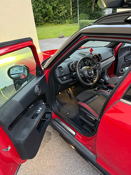 MINI Countryman Cooper SE 6 of 28