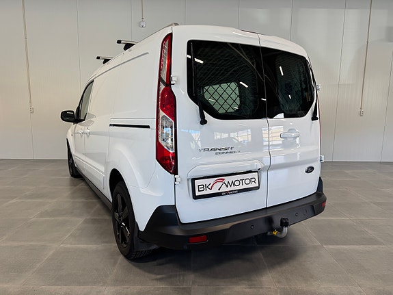 Ford Transit Connect 12 of 30