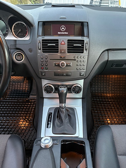 Mercedes-Benz C200 d 15 of 30