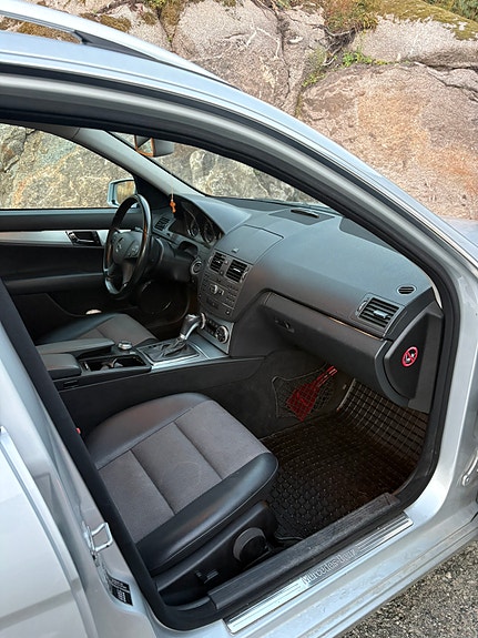 Mercedes-Benz C200 d 21 of 30