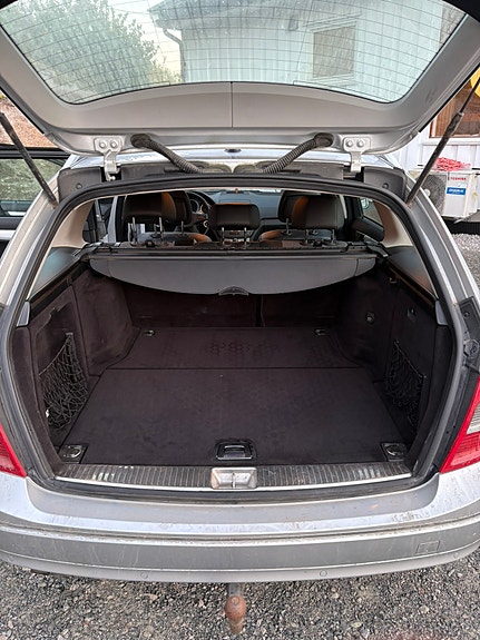 Mercedes-Benz C200 d 25 of 30