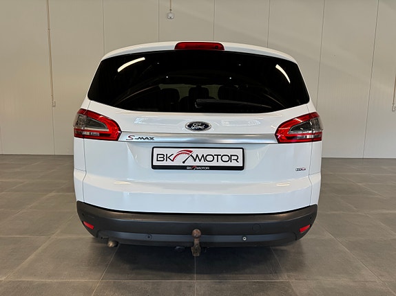 Ford S-MAX 14 of 30