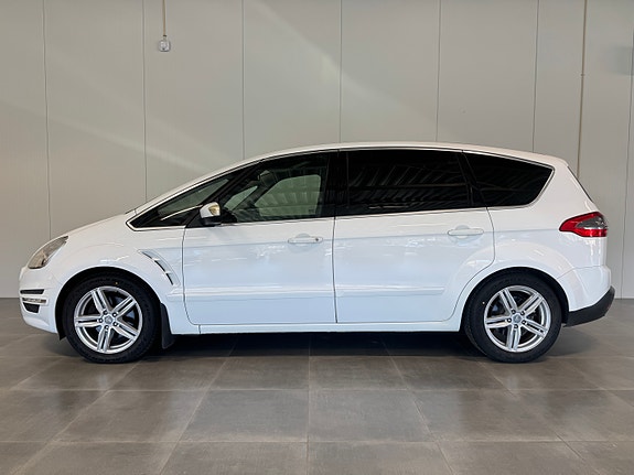 Ford S-MAX 11 of 30