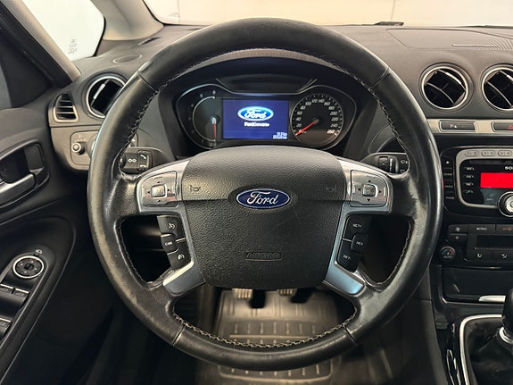 Ford S-MAX 25 of 30