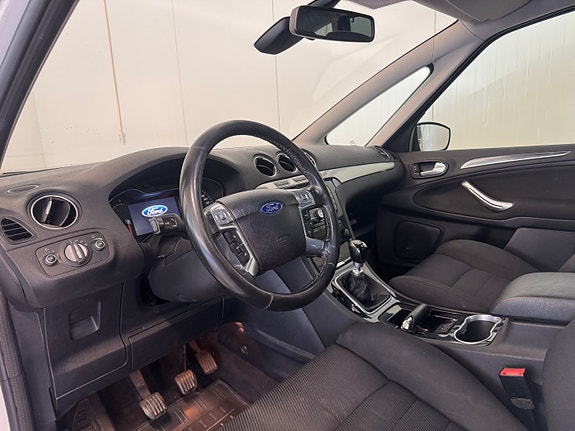 Ford S-MAX 19 of 30