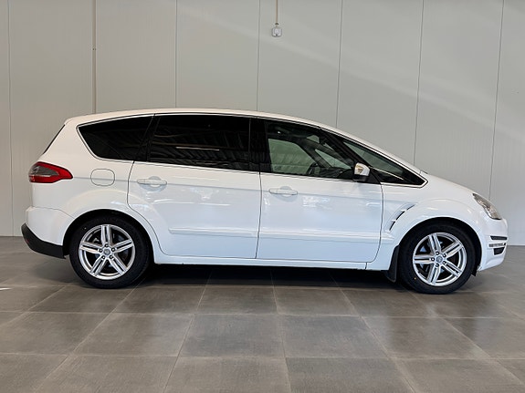 Ford S-MAX 2 of 30