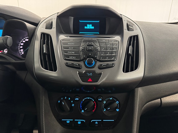 Ford Transit Connect 27 of 30