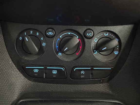 Ford Transit Connect 28 of 30