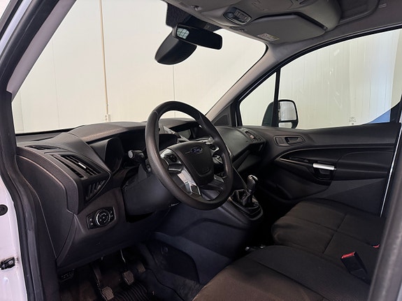 Ford Transit Connect 18 of 30