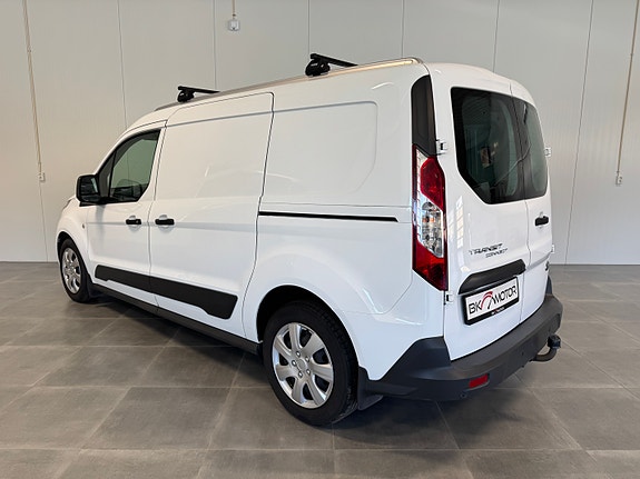 Ford Transit Connect 11 of 30