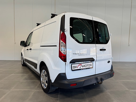 Ford Transit Connect 12 of 30