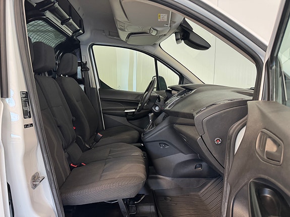 Ford Transit Connect 19 of 30