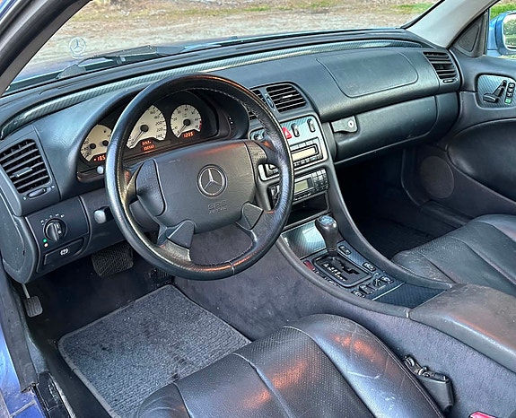 Mercedes-Benz CLK200 10 of 15