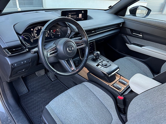 Mazda MX-30 14 of 27