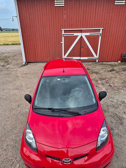 Toyota Aygo 8 of 20