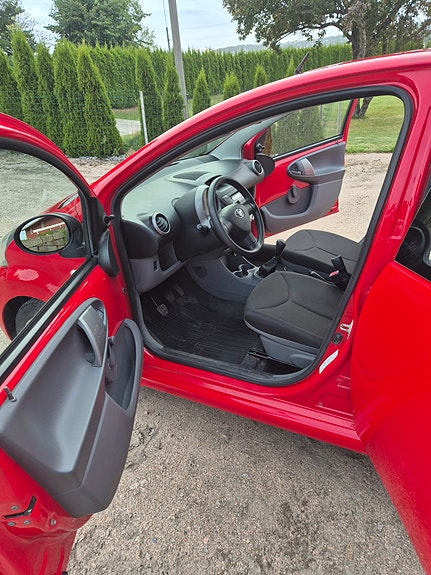 Toyota Aygo 11 of 20
