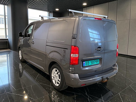 Peugeot e-Expert 8 of 30