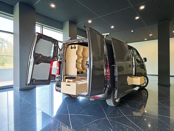 Peugeot e-Expert 7 of 30